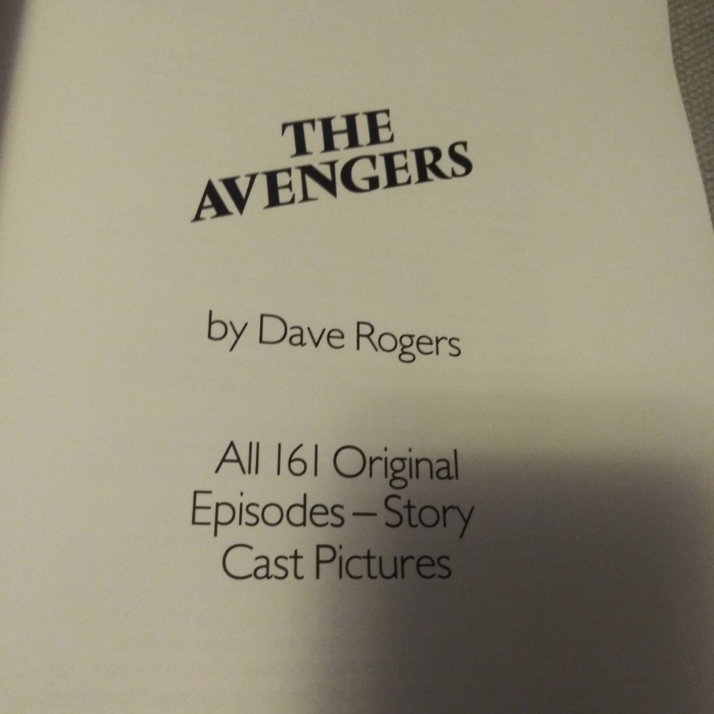 The Avenger's TV series video/book lot - Picture 13 of 15